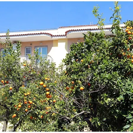 Hotel Iside 3*