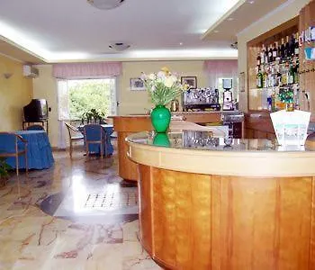 酒店 Iside